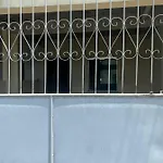 Microcasa Agradavel Com Garagem